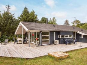 Premium Holiday Home in Ebeltoft with Whirlpool